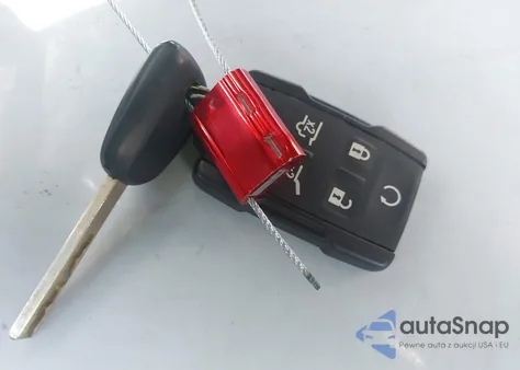 2018 Chevrolet Suburban Lt z USA, uszkodzony, nr VIN 1GNSCHKC5JR130026